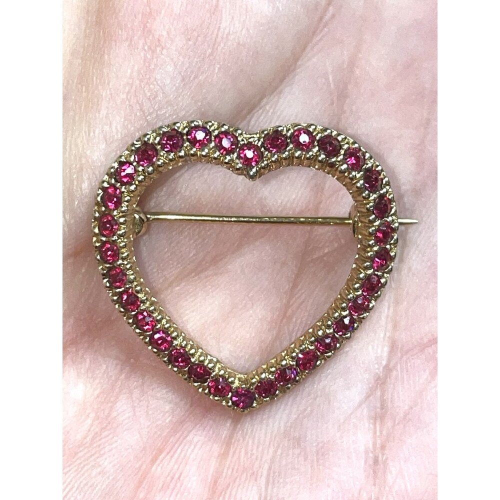 Vintage Signed CINER Rhinestone Heart Shape Brooch Pin Gold Tone HTF